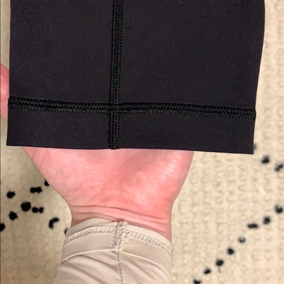 Lululemon straight leg pant/legging - Picture 3 of 4